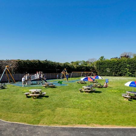Camping Pods, Birchington Vale Holiday Park Birchington-on-Sea Exterior foto